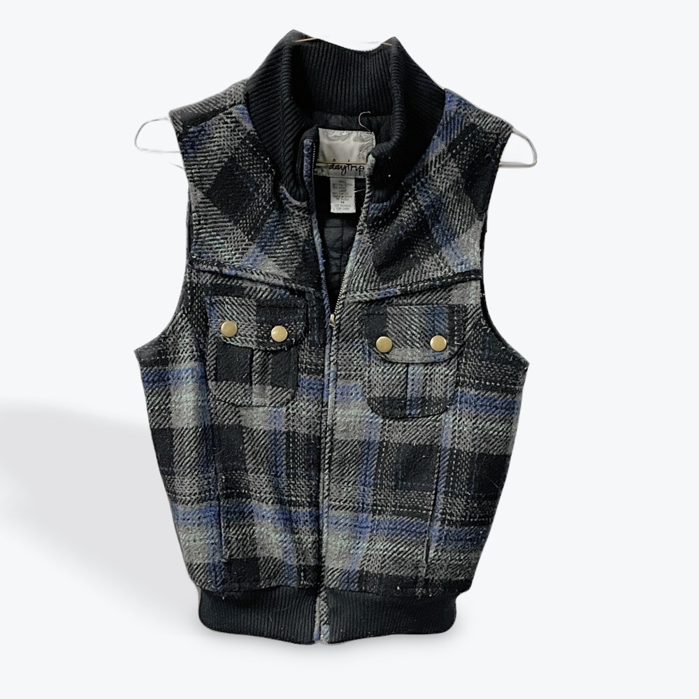Daytrip zipper plaid vest size M